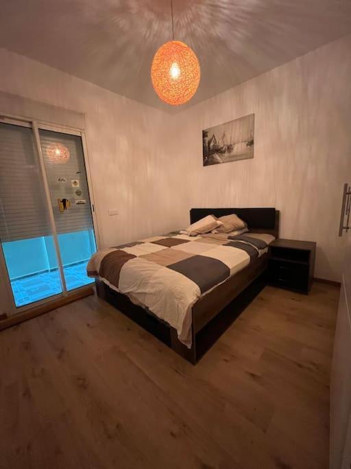 Appartement De Luxe A Bahia Golf Beach Spacieux De 126 M Buznika Kültér fotó